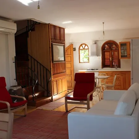 Mars Villas Apart Aparthotel *