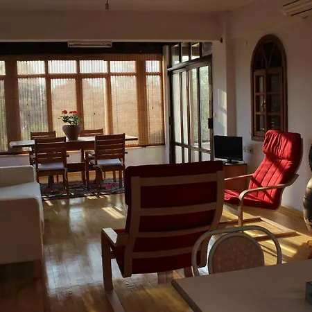 Mars Villas Apart *